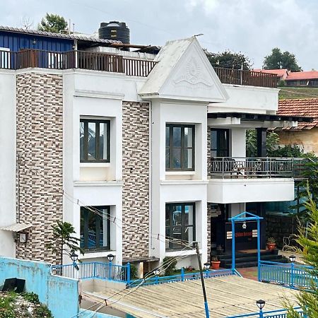 אוטי Sky Blue Resort מראה חיצוני תמונה